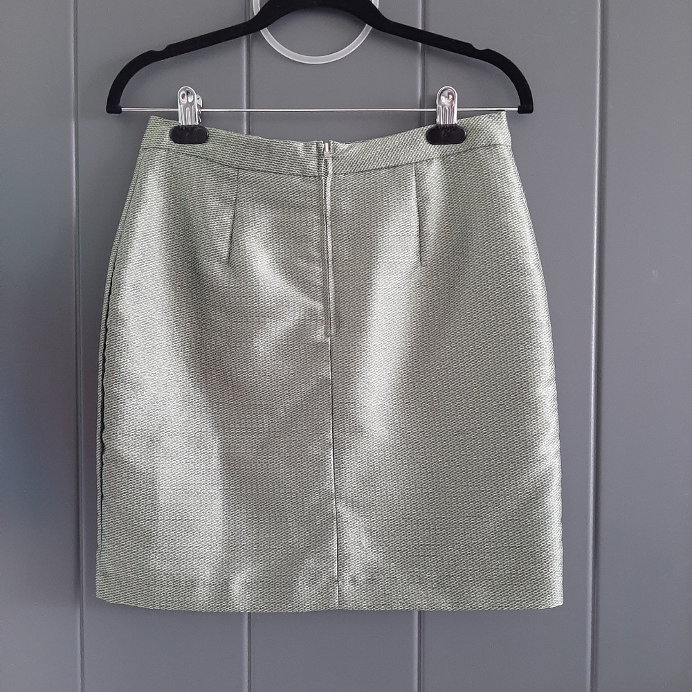H&M skirt - Picture 2 of 3